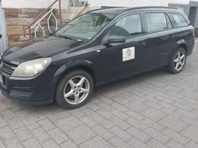 Gebraucht Opel Astra Cosmo 120 PS (88 kW) 2004 Schwarz Kombi