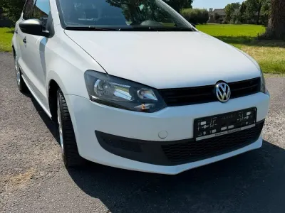 Gebraucht VW Polo Trendline 90 PS (66 kW) 2011 Weiß Kleinwagen