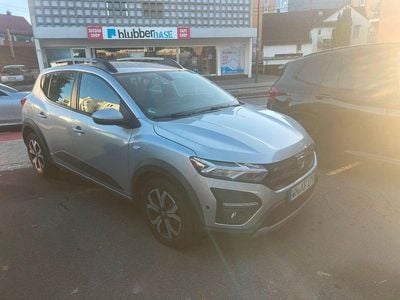 Gebraucht Dacia Sandero Comfort 91 PS (66 kW) 2022 Grau SUV