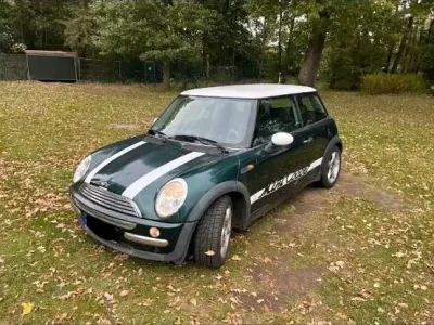 Usata Mini Cooper 116 CV (85 kW) 2001 Verde Utilitaria
