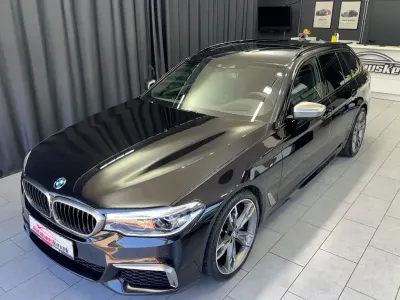 Gebraucht BMW M550 Performance 400 PS (294 kW) 2019 Schwarz Limousine