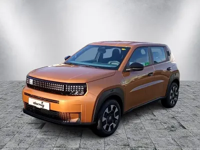 Neu Fiat Grande Panda 110 PS (80 kW) 2025 Bronze luna Kleinwagen