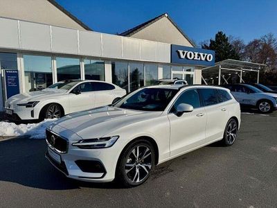 Second-hand Volvo V60 197 CP (144 kW) 2024 Alb Break