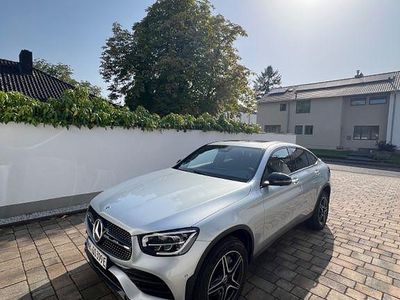 Mercedes GLC300e