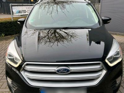 gebraucht Ford Kuga Titanium 2017, 2.0L Duratorq (110kW/150PS), Shadow Blac