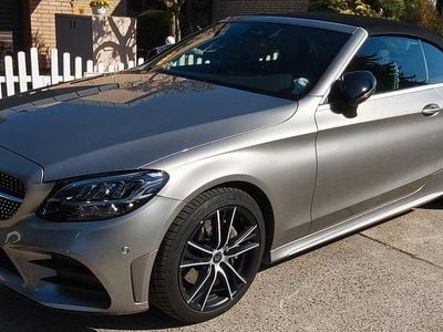 Gebraucht Mercedes C180 AMG line 156 PS (114 kW) 2024 Grau Cabrio