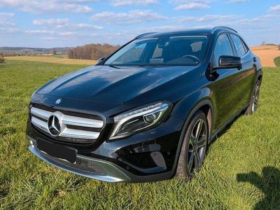 Gebraucht Mercedes GLA220 Edition 177 PS (130 kW) 2016 Schwarz SUV