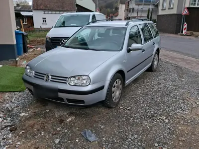 Gebraucht VW Golf IV 105 PS (77 kW) 2005 Silber Kombi