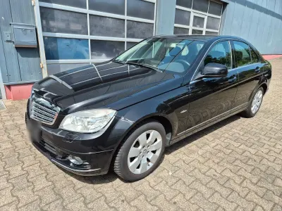 Używany Mercedes C200