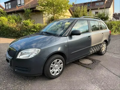 Gebraucht Skoda Fabia 70 PS (51 kW) 2009 Grau Kombi