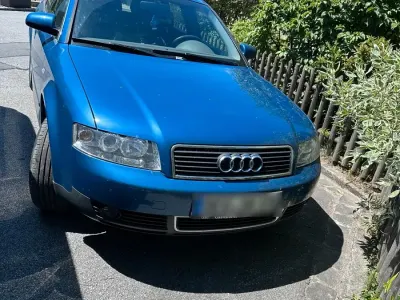 Gebraucht Audi A4 150 PS (110 kW) 2003 Blau Kombi