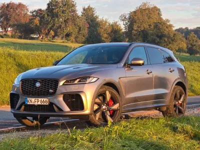 Gebraucht Jaguar F-Pace SVR 551 PS (405 kW) 2021 Grau SUV
