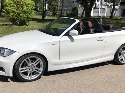 Gebraucht BMW 120 Cabriolet M Sport 170 PS (125 kW) 2011 Weiß Cabrio