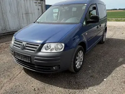 Occasion VW Caddy Life 75 ch (55 kW) 2010 Bleue Monospace