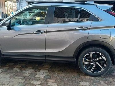 Gebraucht Mitsubishi Eclipse Cross Basis 98 PS (72 kW) 2021 Grau SUV