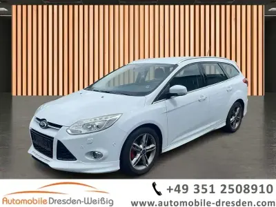 Używany Ford Focus Titanium 150 KM (110 kW) 2013 Biały Kombi