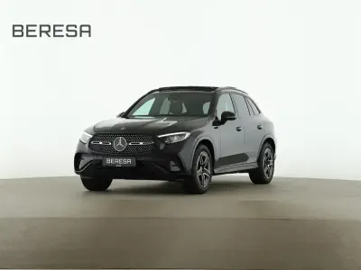 Używany Mercedes GLC220 AMG 360 KM (264 kW) 2026 Szary SUV