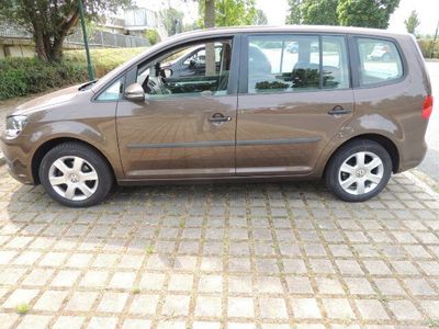 Braun metallic Gebraucht 2011 VW Touran Van / Kleinbus | 5.650 € (Etwas zu teuer)