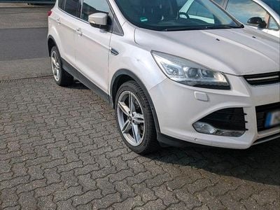 Usata Ford Kuga 163 CV (119 kW) 2014 Bianco SUV