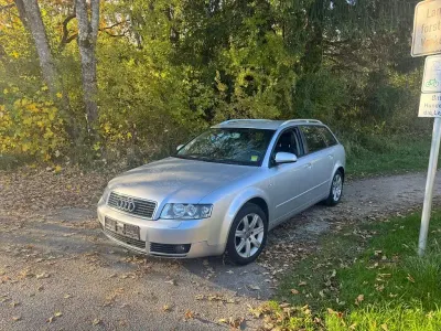 Używany Audi A4 Comfort 163 KM (119 kW) 2003 Srebrny Kombi