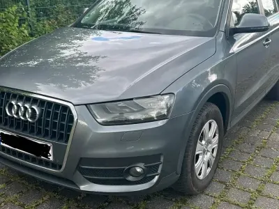 Gebraucht Audi Q3 Premium 136 PS (100 kW) 2012 Grau SUV