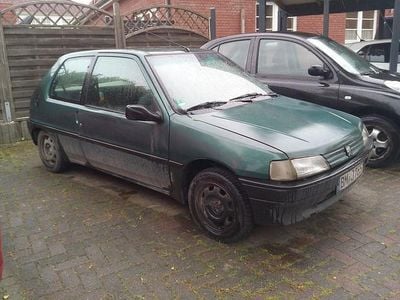 Gebraucht Peugeot 106 82 PS (60 kW) 1992 Grün metallic Kleinwagen