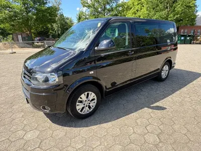 Gebraucht VW Multivan 140 PS (102 kW) 2014 Schwarz Van / Kleinbus