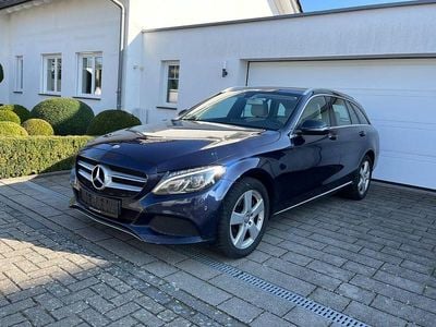 Gebraucht Mercedes C250 Avantgarde 204 PS (150 kW) 2016 Blau Limousine
