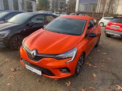 Gebraucht Renault Clio V Equilibre 91 PS (66 kW) 2022 Orange valencia Kleinwagen