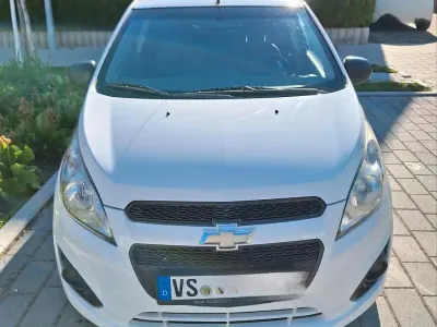 Używany Chevrolet Spark LS 68 KM (50 kW) 2013 Biały Hatchback