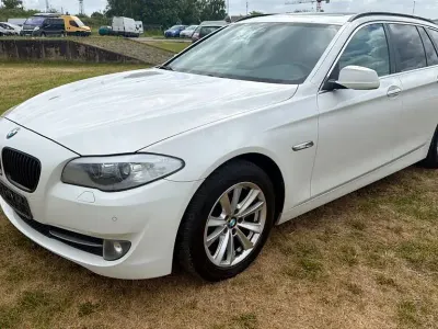 Gebraucht BMW 520 Comfort Edition 184 PS (135 kW) 2013 Weiß Kombi