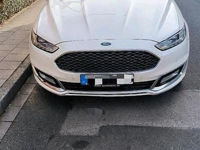 Gebraucht Ford Mondeo Vignale 198 PS (145 kW) 2016 Weiß Kombi