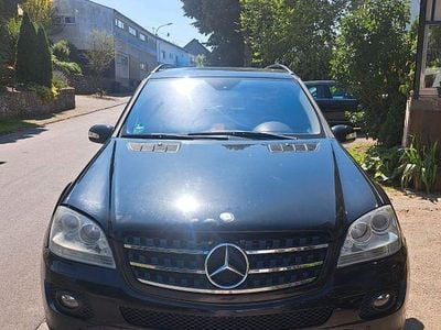 Mercedes ML320