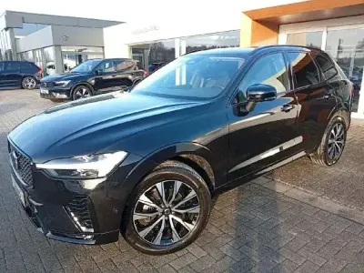 Gebraucht Volvo XC60 Plus 250 PS (183 kW) 2025 Onyx black / metallic SUV