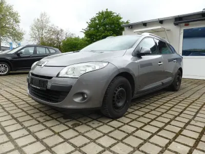Używany Renault Mégane Dynamique 110 KM (80 kW) 2012 Szary Sedan/Limuzyna