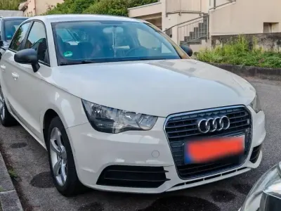 Gebraucht Audi A1 86 PS (63 kW) 2013 Weiß Kleinwagen