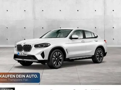 Gebraucht BMW X4 Sport Line 286 PS (210 kW) 2023 Weiß SUV