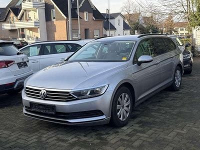 Pyritsilber metallic Gebraucht 2018 VW Passat Kombi | 8.495 € (Guter Preis)
