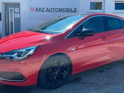 Używany Opel Astra Innovation 150 KM (110 kW) 2019 Czerwony Sedan/Limuzyna