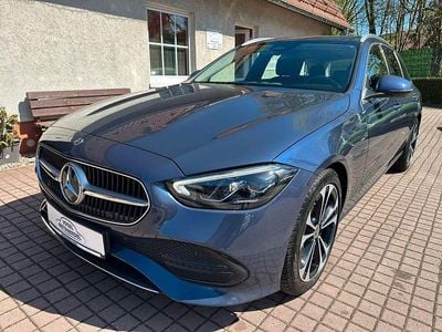 Second-hand Mercedes C220 197 CP (144 kW) 2023 Albastru Berlinǎ
