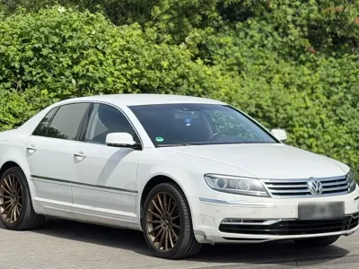 Gebraucht VW Phaeton 245 PS (180 kW) 2014 Weiß Limousine
