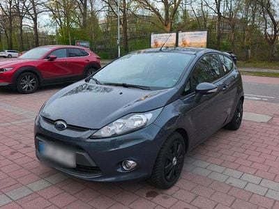 Second-hand Ford Fiesta 60 CP (44 kW) 2011 Gri Hatchback
