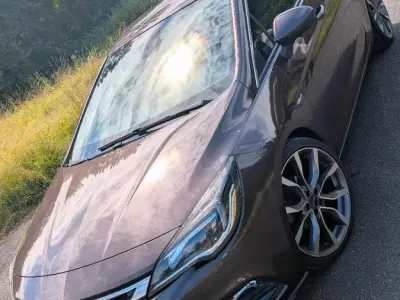 Gebraucht Opel Astra 150 PS (110 kW) 2026 Braun Kleinwagen