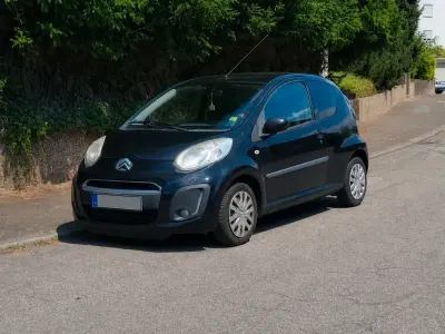 Gebraucht Citroën C1 SELECTION 68 PS (50 kW) 2013 Schwarz Kleinwagen