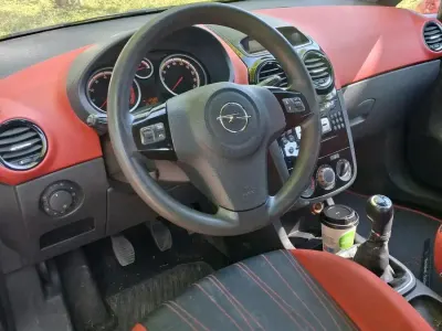 Używany Opel Corsa 80 KM (58 kW) 2007 Czarny Hatchback