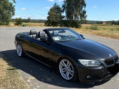 Gebraucht BMW 330 Performance 348 PS (255 kW) 2010 Schwarz Cabrio