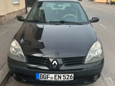 Gebraucht Renault Clio 68 PS (50 kW) 2004 Schwarz Kleinwagen