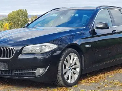 Gebraucht BMW 525 204 PS (150 kW) 2011 Schwarz Limousine