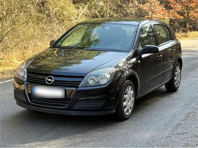 Gebraucht Opel Astra 105 PS (77 kW) 2005 Schwarz Limousine