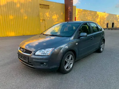 Gebraucht Ford Focus 145 PS (106 kW) 2005 Grau Kleinwagen